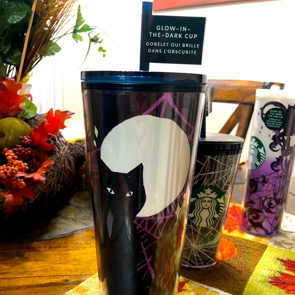 Starbucks Halloween 2021 Glow N Dark Cup